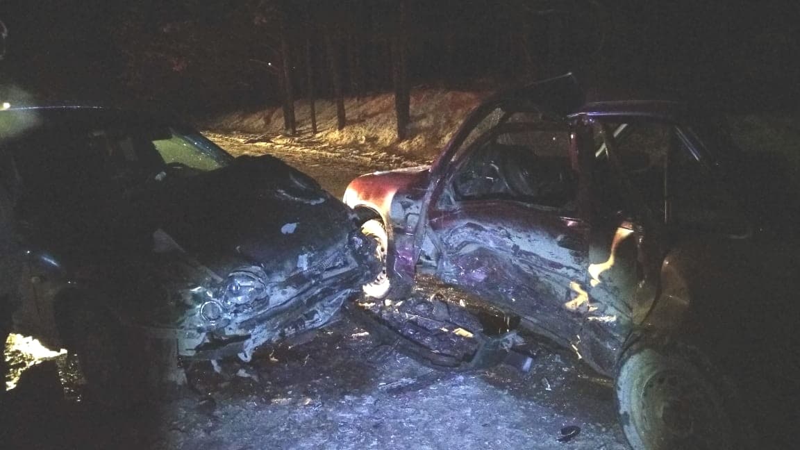 Вот вам и «Безопасная дорога»! Во время проведения рейда на трассе в сторону станции «Арамиль» лоб в лоб столкнулись две иномарки