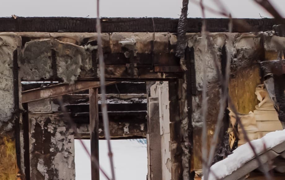 Попарились, называется! В ночь на воскресенье в садовом товариществе в Арамиле вспыхнула баня