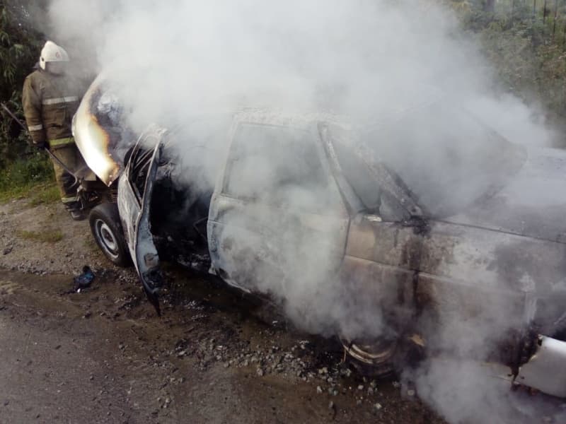 Вечером в Арамиле сгорела легковушка