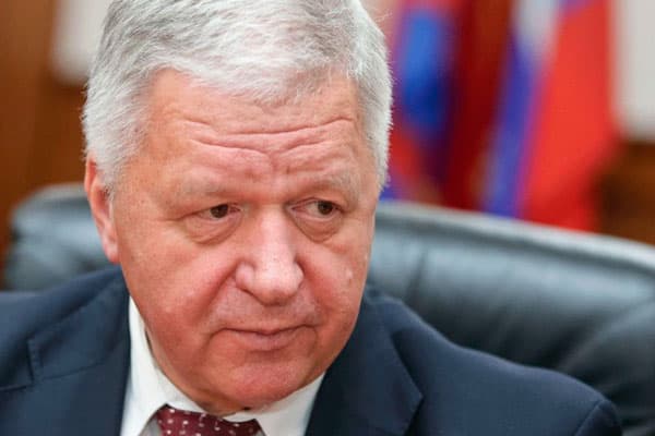 Махинации с государственными миллионами: главу ФНПР Михаила Шмакова и его родных подозревают в экономических преступлениях