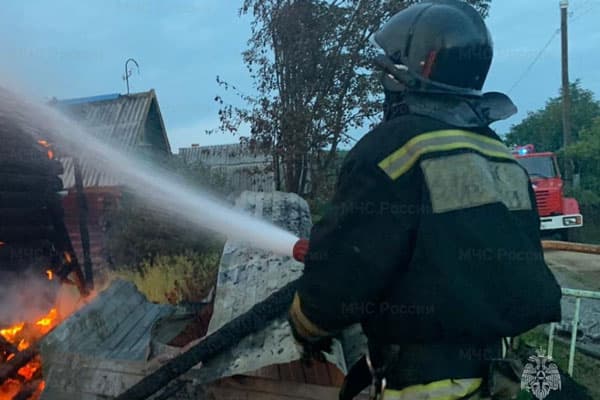 Накануне в Арамиле сгорел дом
