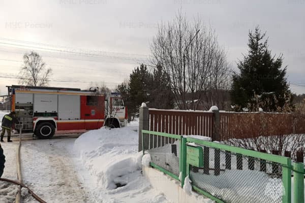 Накануне в поселке под Арамилью горел частный жилой дом