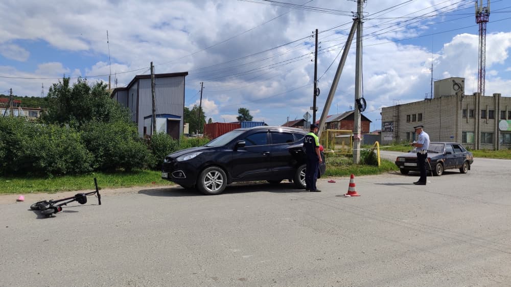 В поселке Сысертского района произошло ДТП, в котором пострадала 12-летняя девочка на электросамокате