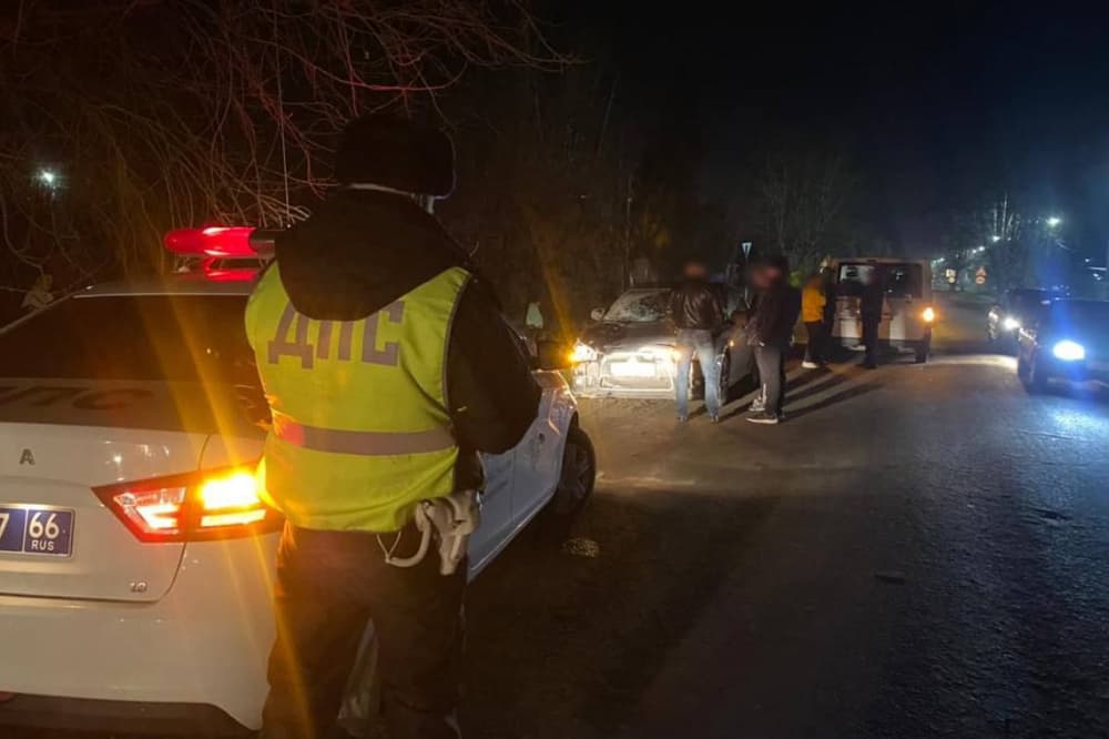 В Сысерти 18-летний водитель насмерть сбил женщину-пешехода 