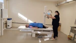 Более 8 тысяч жителей поселка под Сысертью смогут проходить рентгенографию рядом с домом 