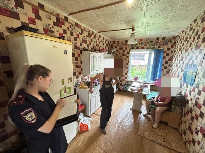 В Сысерти проверили семьи и выявили нарушения пожарной безопасности