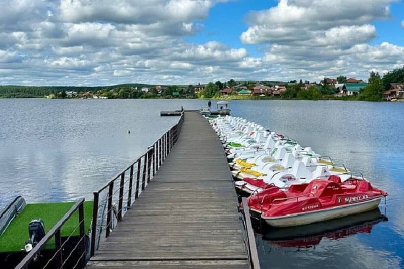 На Сысертском водохранилище выявили базу маломерных судов без регистрации