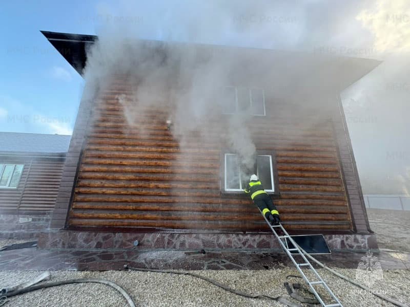 Под Сысертью за сутки произошло два крупных пожара