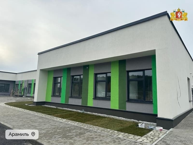В Арамиле завершают строительство новой детской поликлиники на 150 посещений