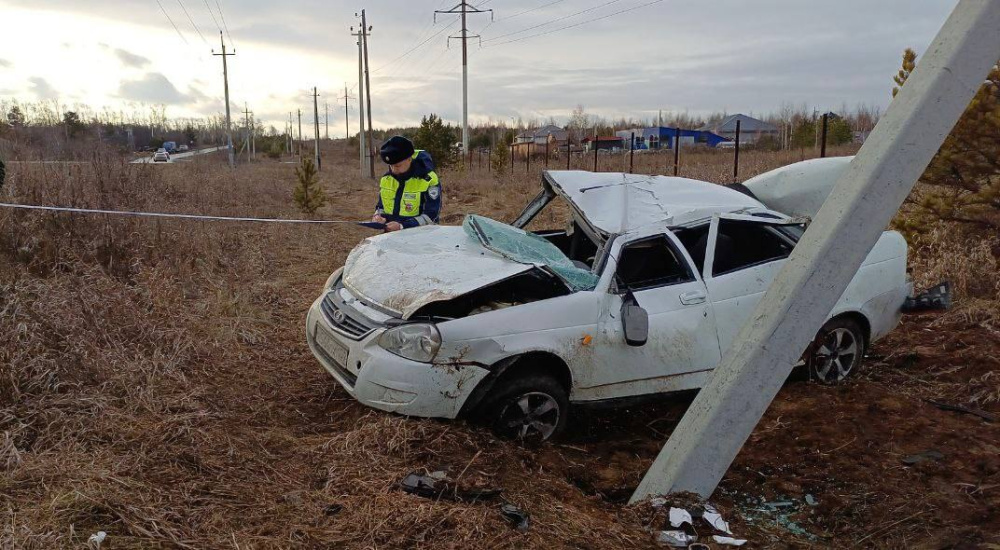 В Арамиле нетрезвый водитель на «Ладе Приоре» съехал с дороги, пострадали два человека | Пьяный водитель устроил ДТП в Арамиле, пассажирка и водитель в больнице В Арамиле нетрезвый водитель на «Ладе Приоре» съехал с дороги, пострадали два человека | Пьяный водитель устроил ДТП в Арамиле, пассажирка и водитель в больнице